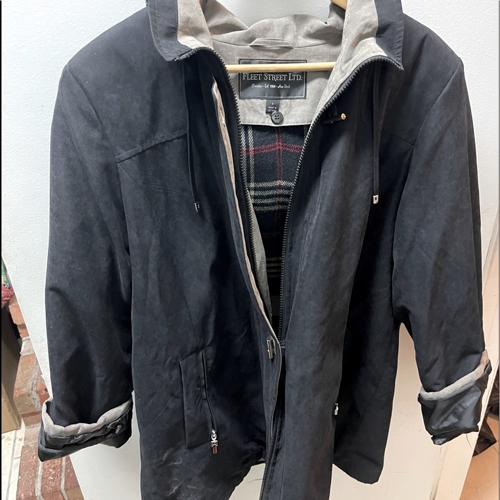 Great condition Fleet St coat